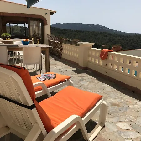 Casa Naranjo