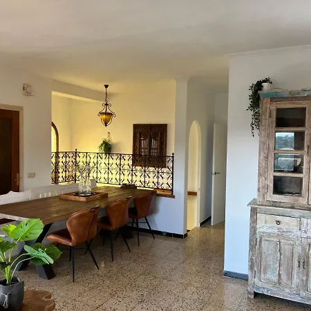Zeezicht Villa Lloret de Mar